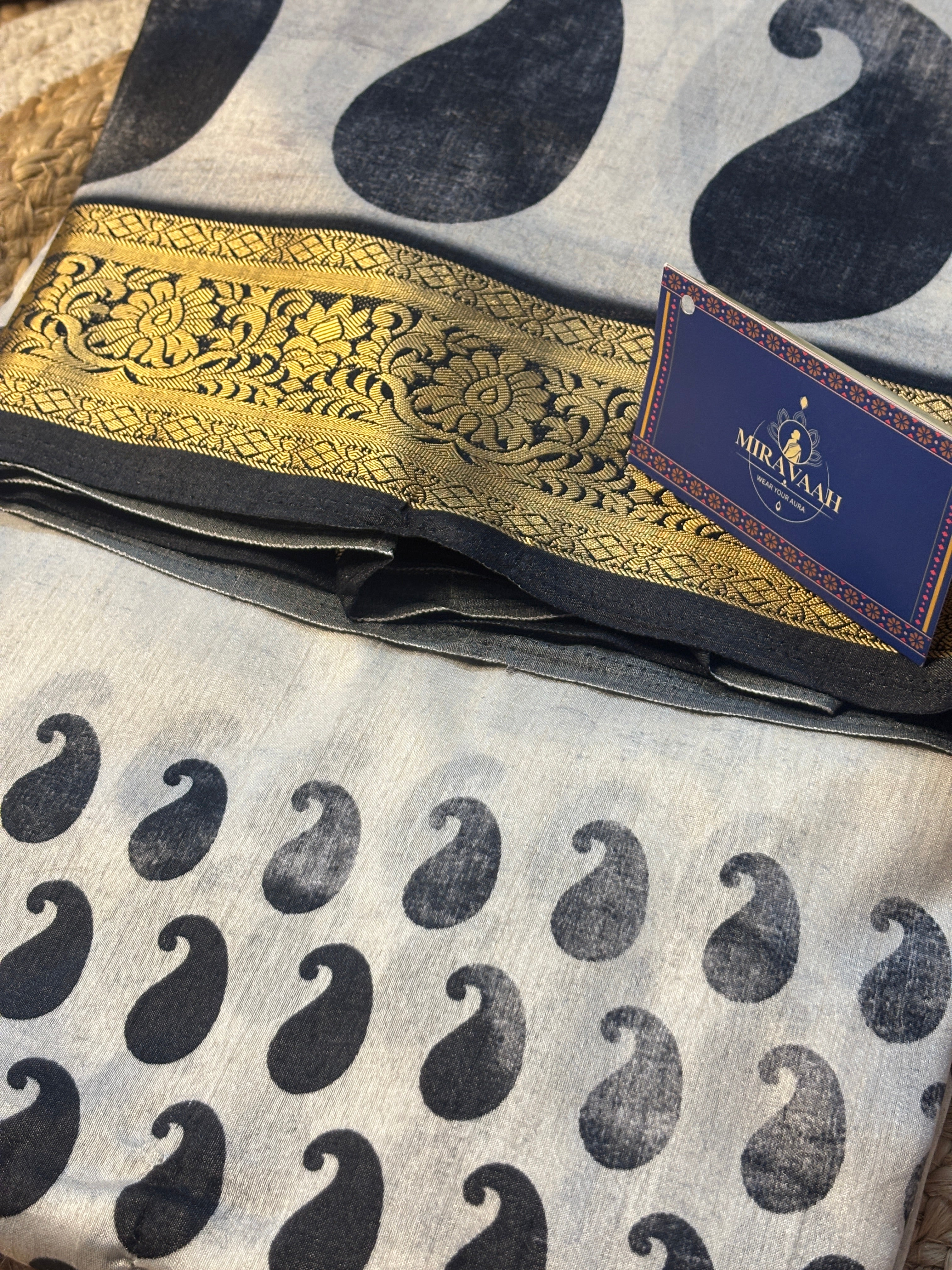 Shvetambari Linen Soft Silk Saree