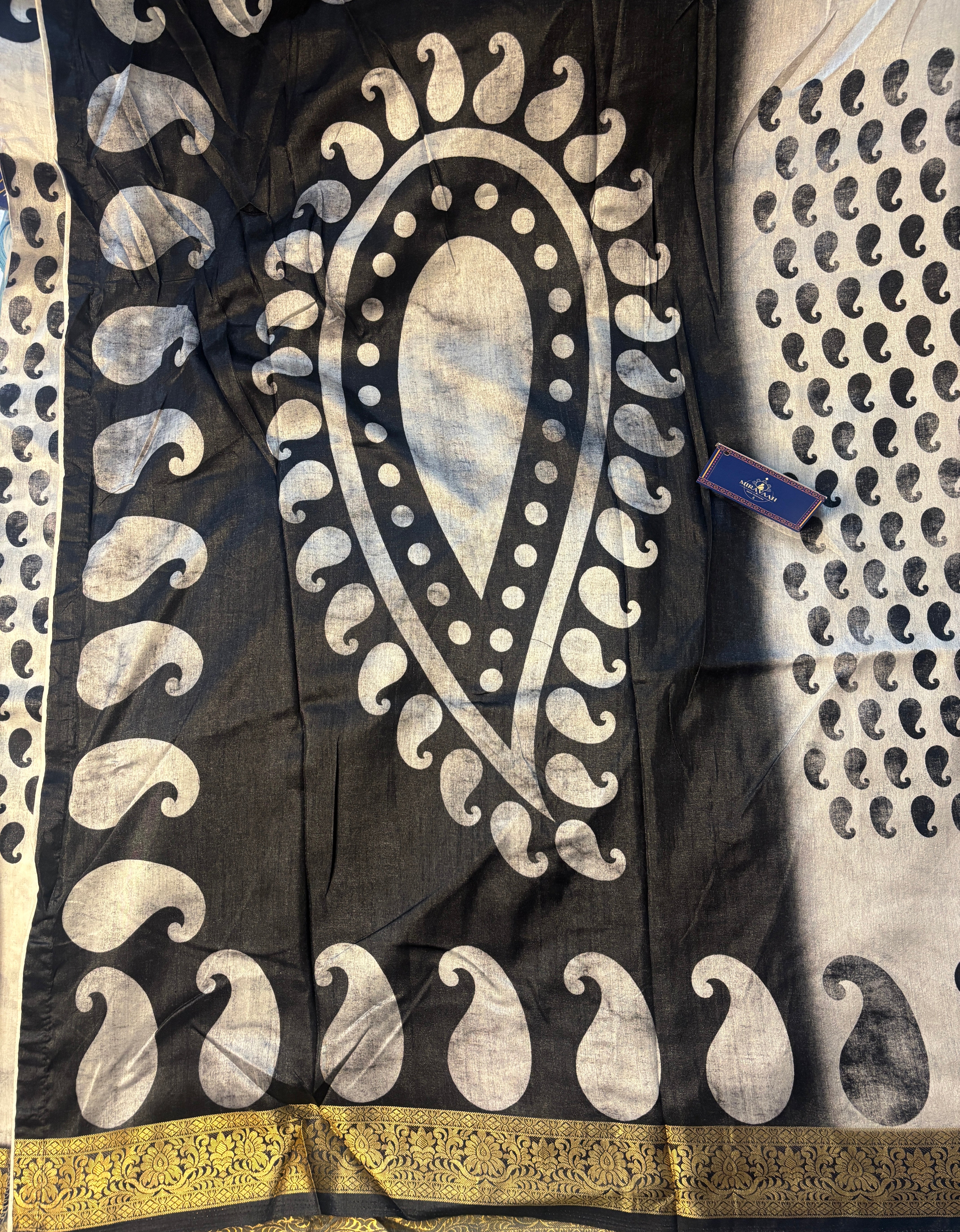 Shvetambari Linen Soft Silk Saree