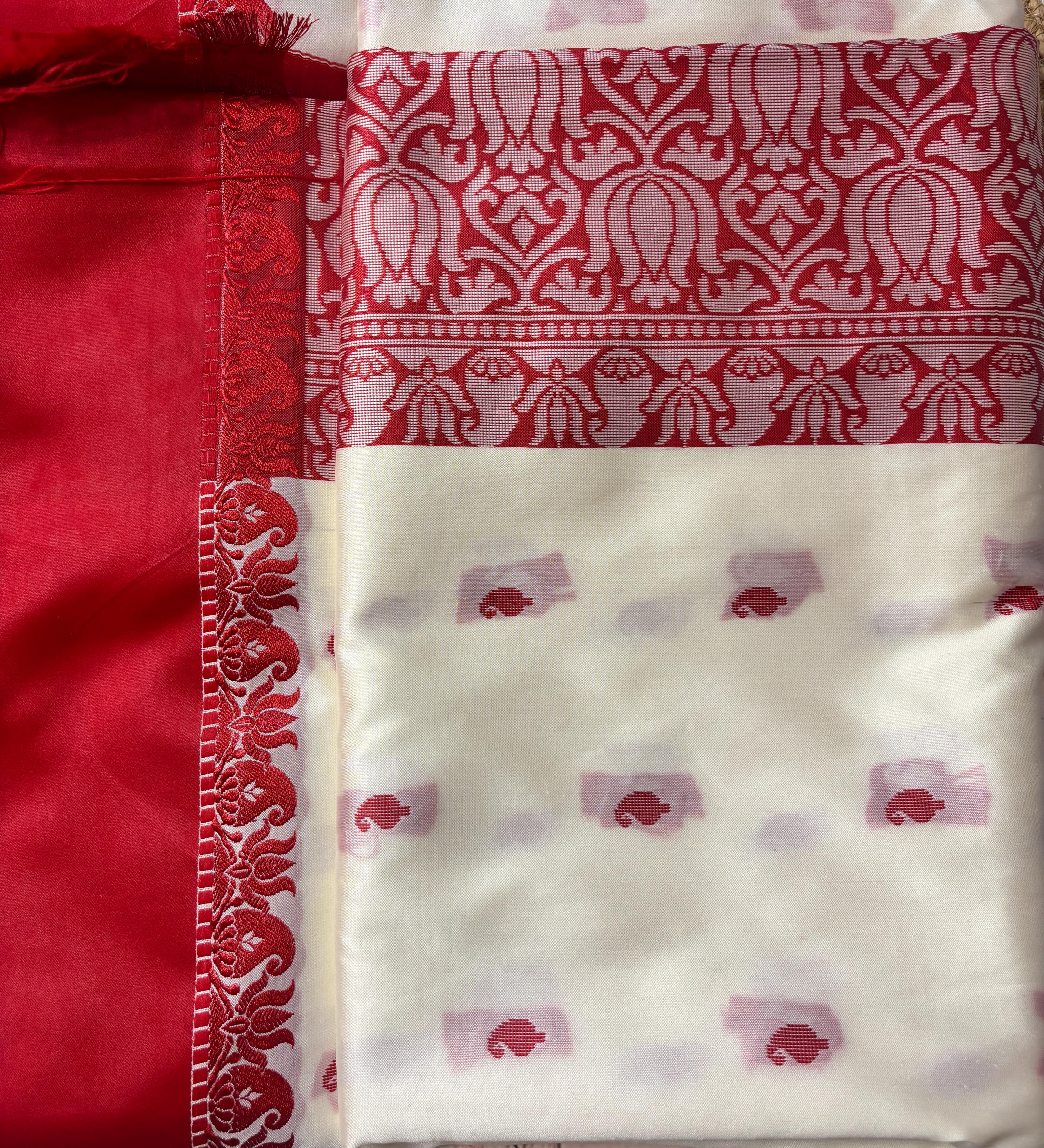 Garad Silk Saree Lotus Elegance