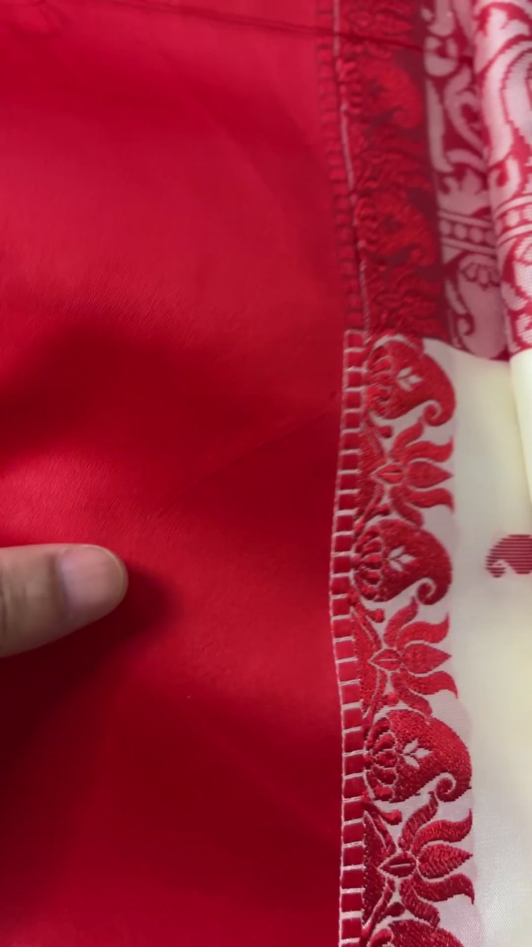 Garad Silk Saree Lotus Elegance